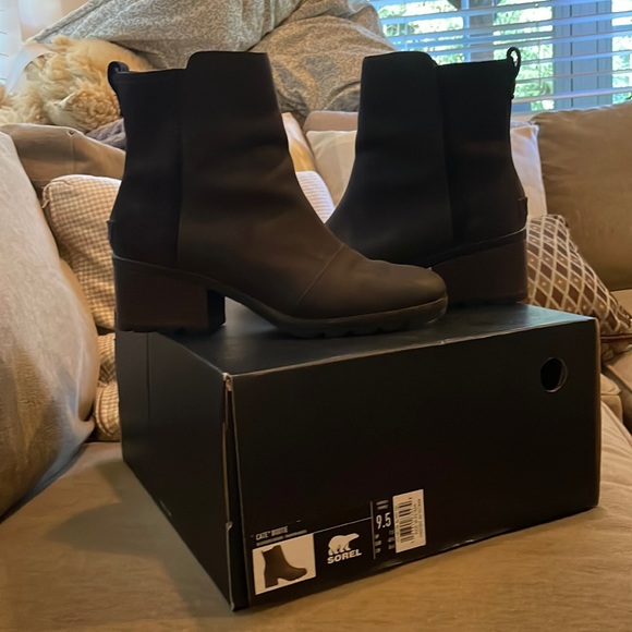 Sorel Cate Bootie H.P. 🎉 - Picture 2 of 4